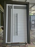 Porte Métallique n°1