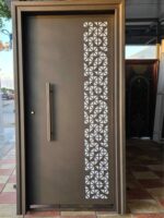 Porte Métallique n°8