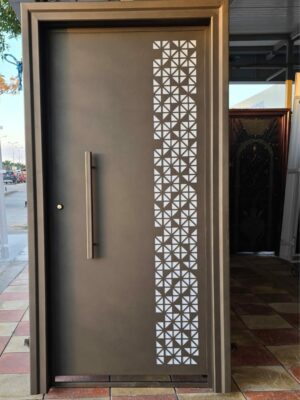 porte métallique n°8 120